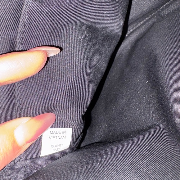 Tory Burch Black Quilted Pouch - Picture 9 of 10